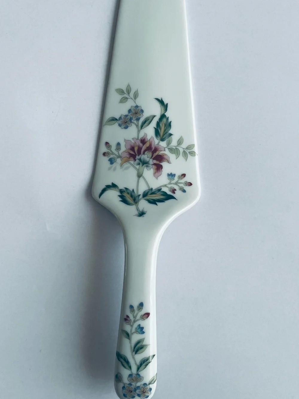 Andrea By Sadek White Porcelain Server with Blue Logo
